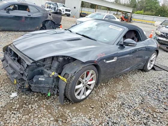 2014 Jaguar F-TYPE V6 S