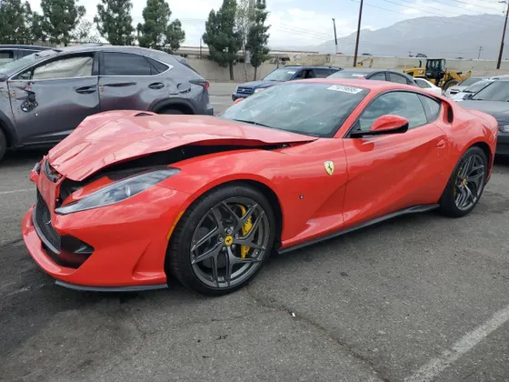 2019 Ferrari 812 Superfast