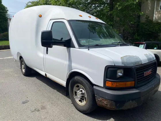 2012 GMC SAVANA CUTAWAY G3500