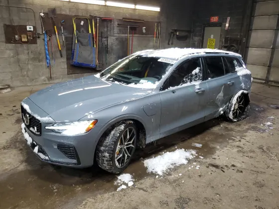 2024 Volvo V60 Recharge Plug-In Hybrid Polestar Engineered