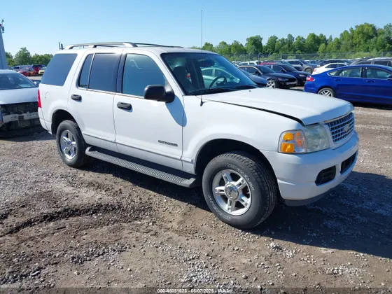 2004 Ford Explorer XLT