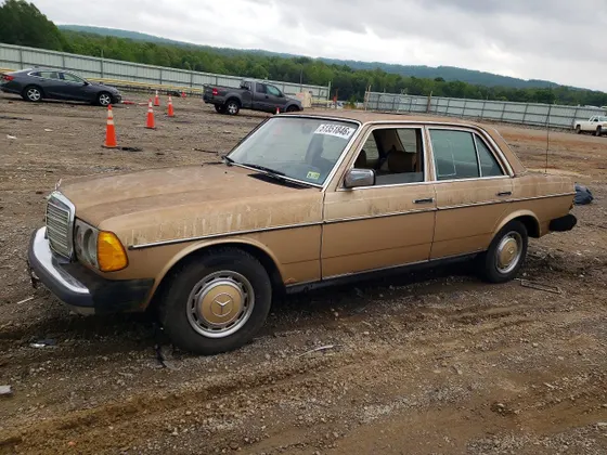 1982 Mercedes-Benz 240 Series 240D