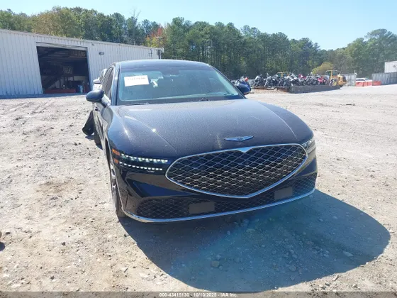 2024 Genesis G90 e-SC