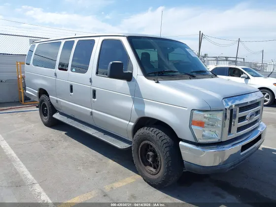 2014 Ford E-350 XLT