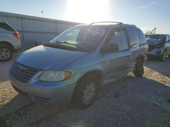 2006 Chrysler Town & Country SWB TOWN & COUNTRY