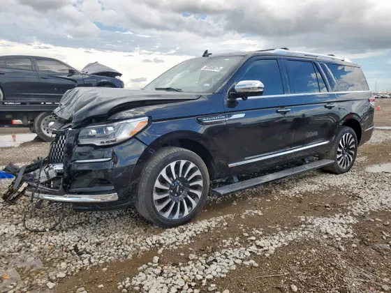 2023 Lincoln Navigator L Black Label