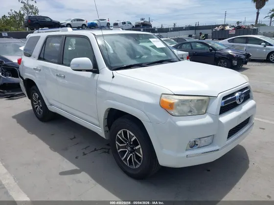 2013 Toyota 4Runner SR5