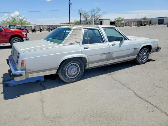 1987 Ford Crown Victoria