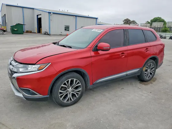 2018 Mitsubishi Outlander ES