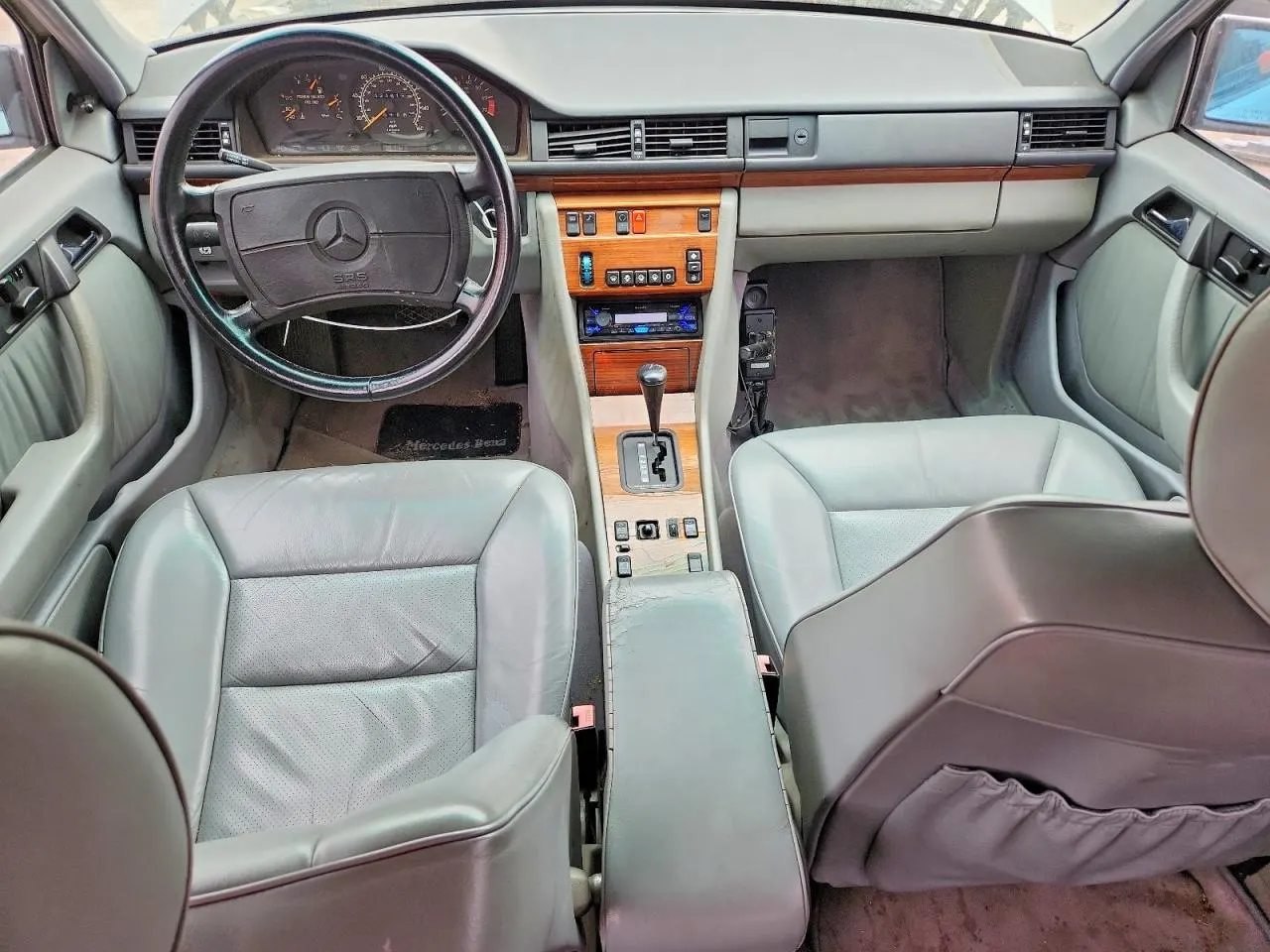 1991 Mercedes-Benz 300 Series 300E