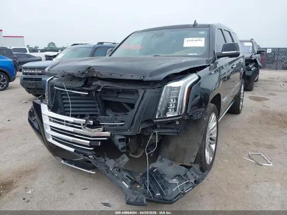 2017 Cadillac Escalade Platinum