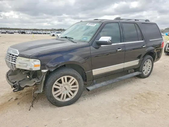 2013 Lincoln Navigator