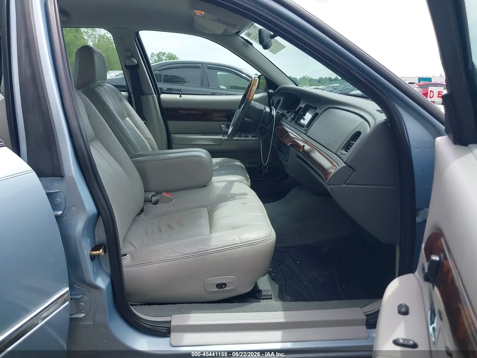 2005 Mercury Grand Marquis LS Premium