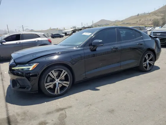 2019 Volvo S60 Recharge Plug-In Hybrid Inscription
