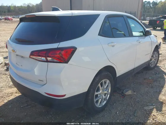 2022 Chevrolet Equinox LS