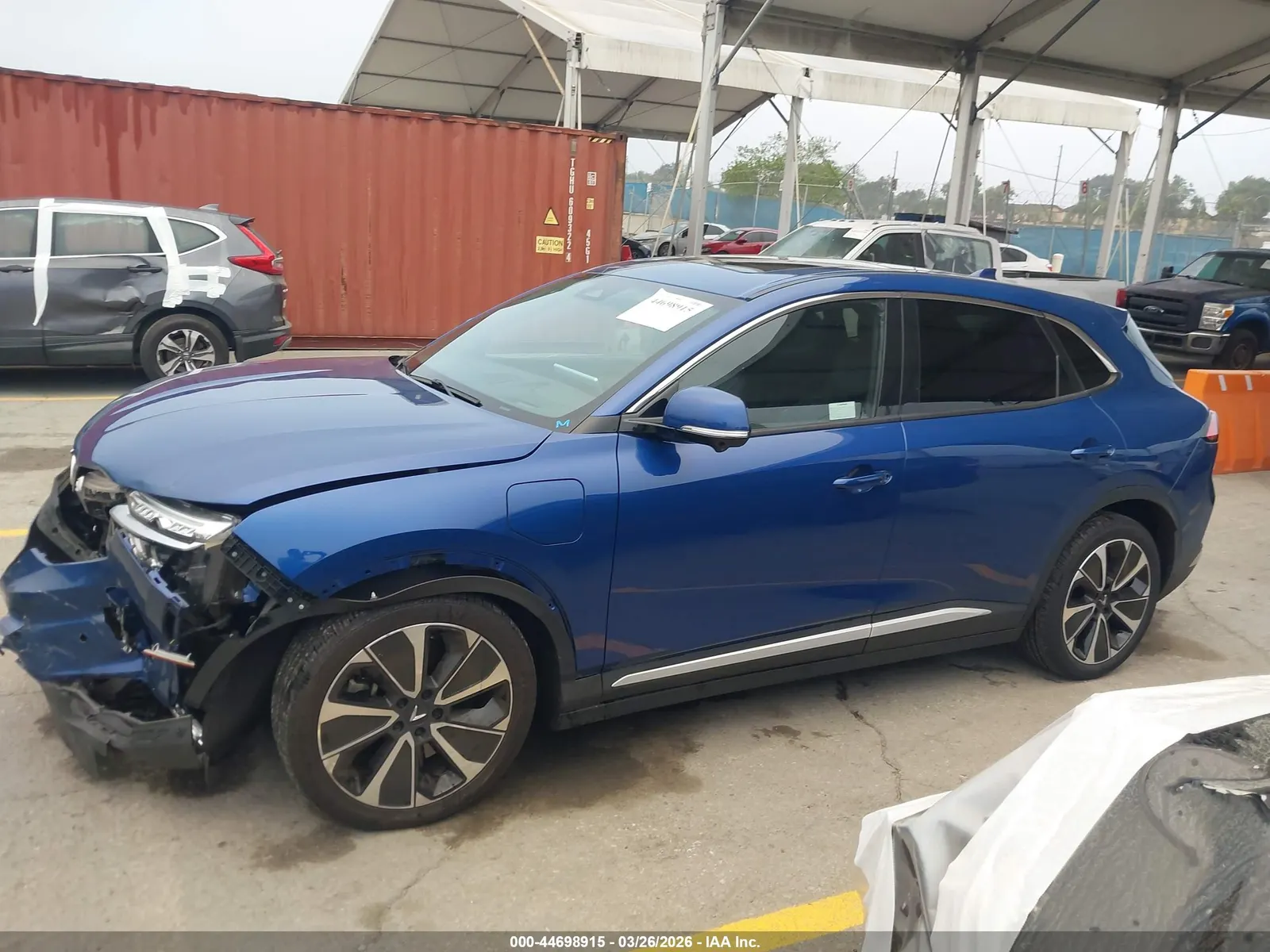 2024 VinFast VF 8 Plus
