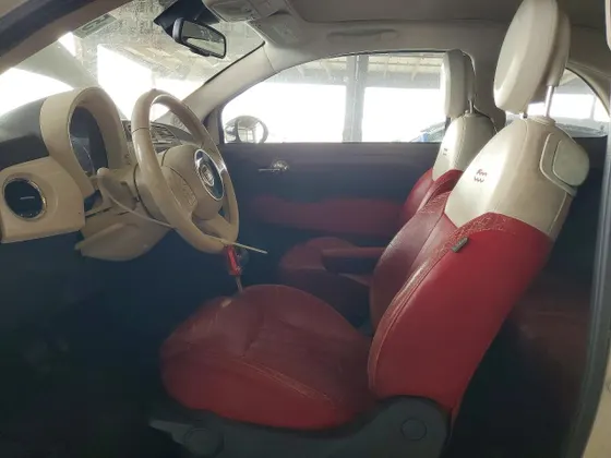 2012 FIAT 500 Lounge
