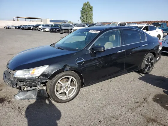 2014 Honda Accord Plug-in Hybrid PLUG-IN HYBRID