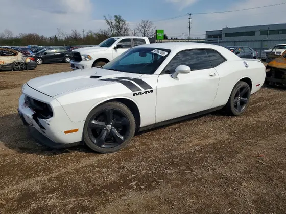 2014 Dodge Challenger SXT