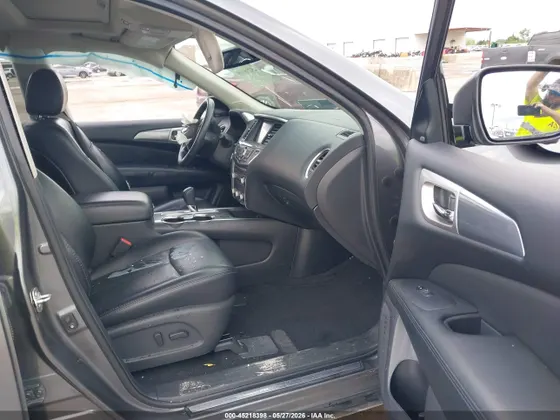 2018 Nissan Pathfinder SL