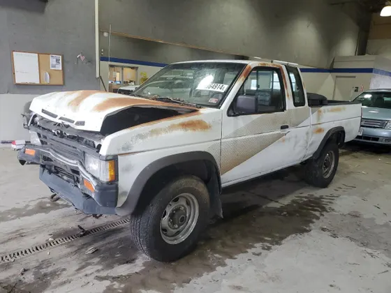 1988 Nissan King Cab 4WD E