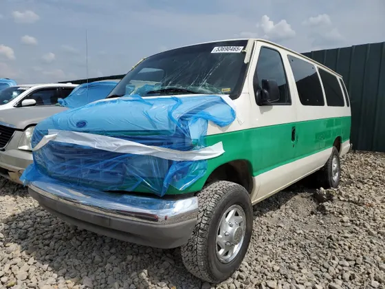 1995 Ford Club Wagon XL