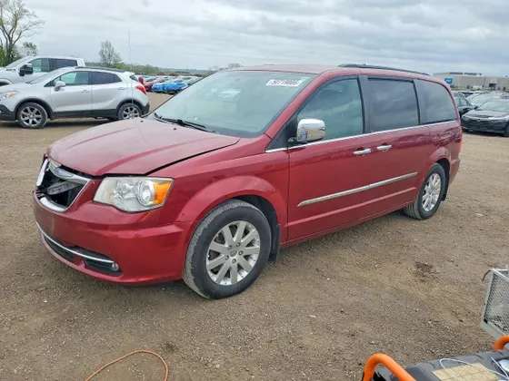 2012 Chrysler Town & Country Touring-L