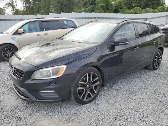 2018 Volvo V60 Dynamic