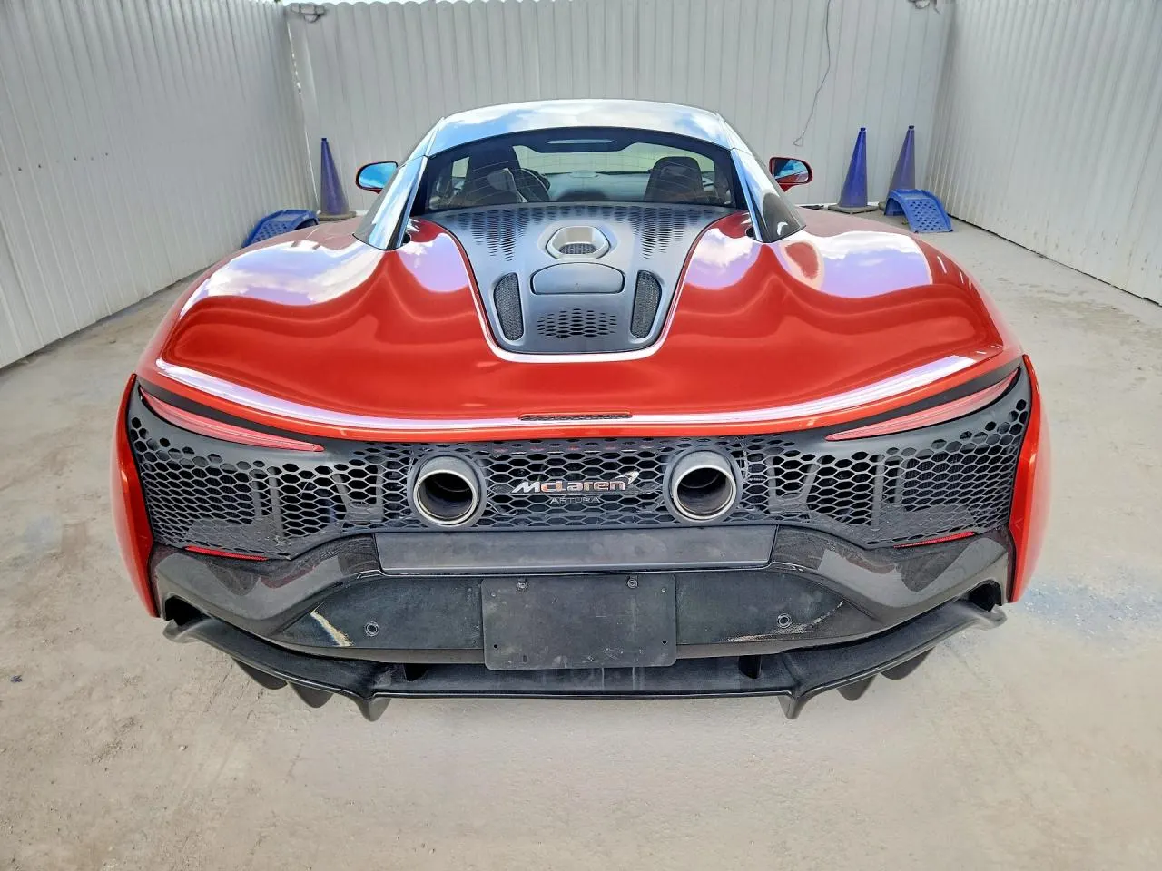2023 McLaren Artura