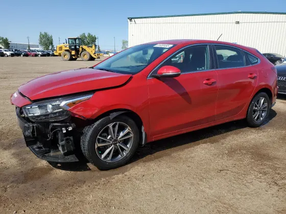 2022 Kia Forte5 EX