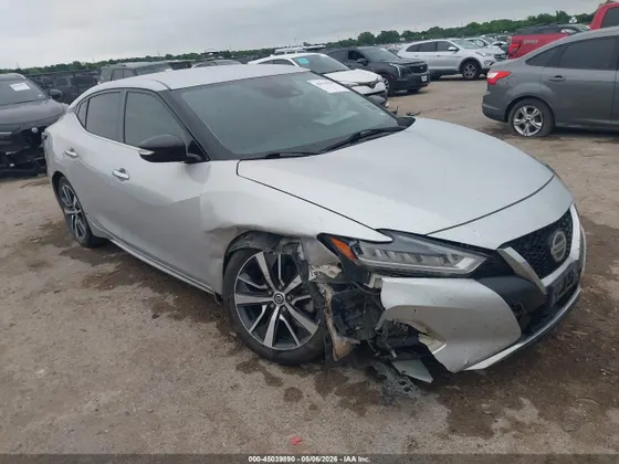 2020 Nissan Maxima SV