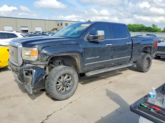 2015 GMC Sierra 2500HD Denali