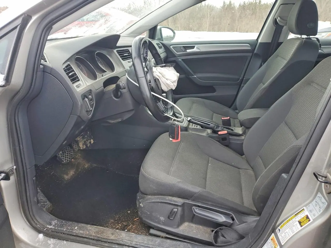 2017 Volkswagen Golf SportWagen S