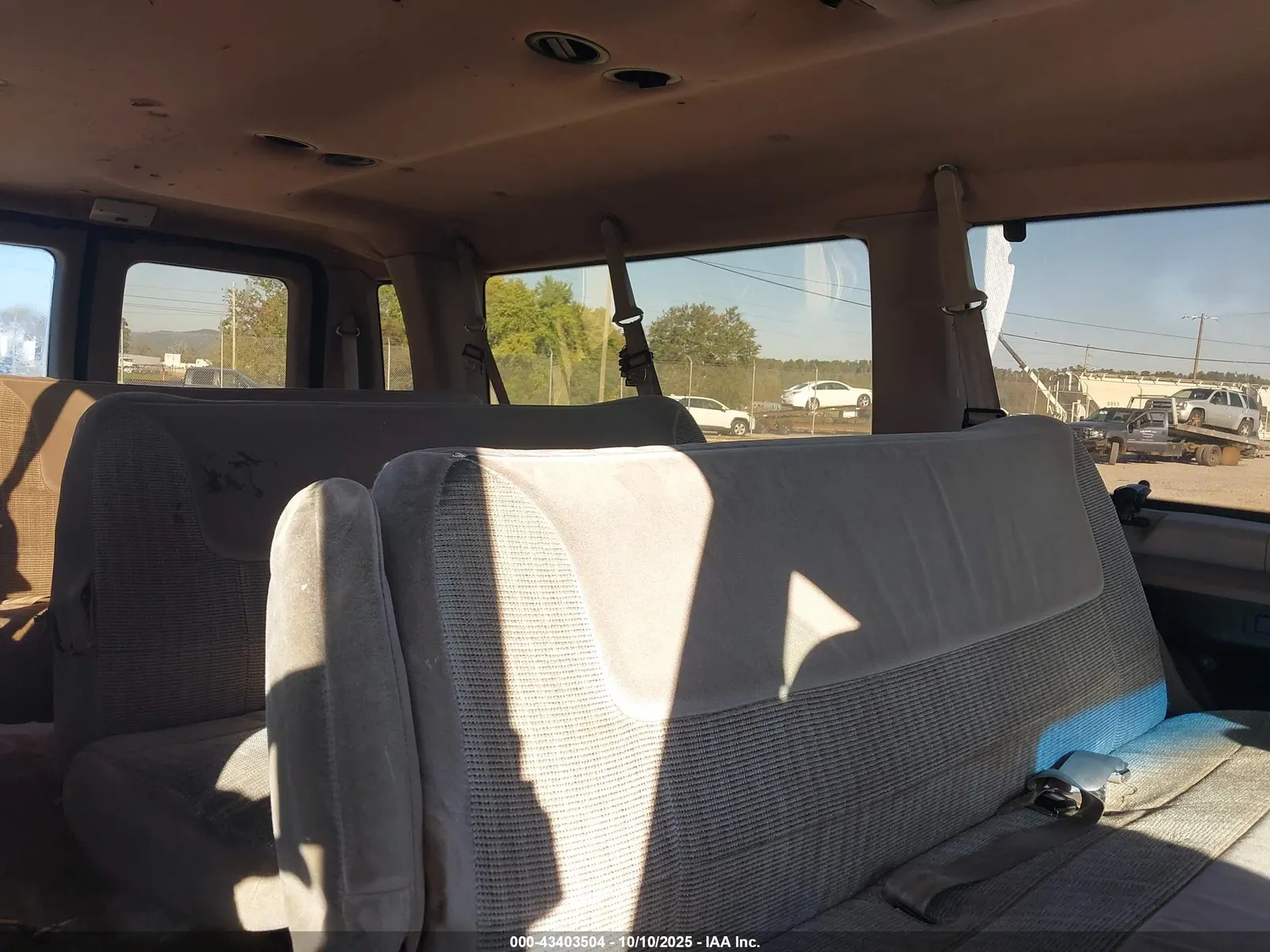1997 Ford Club Wagon XL