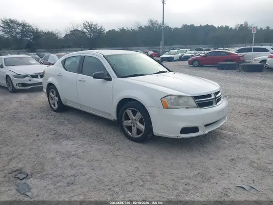 2013 Dodge Avenger SE