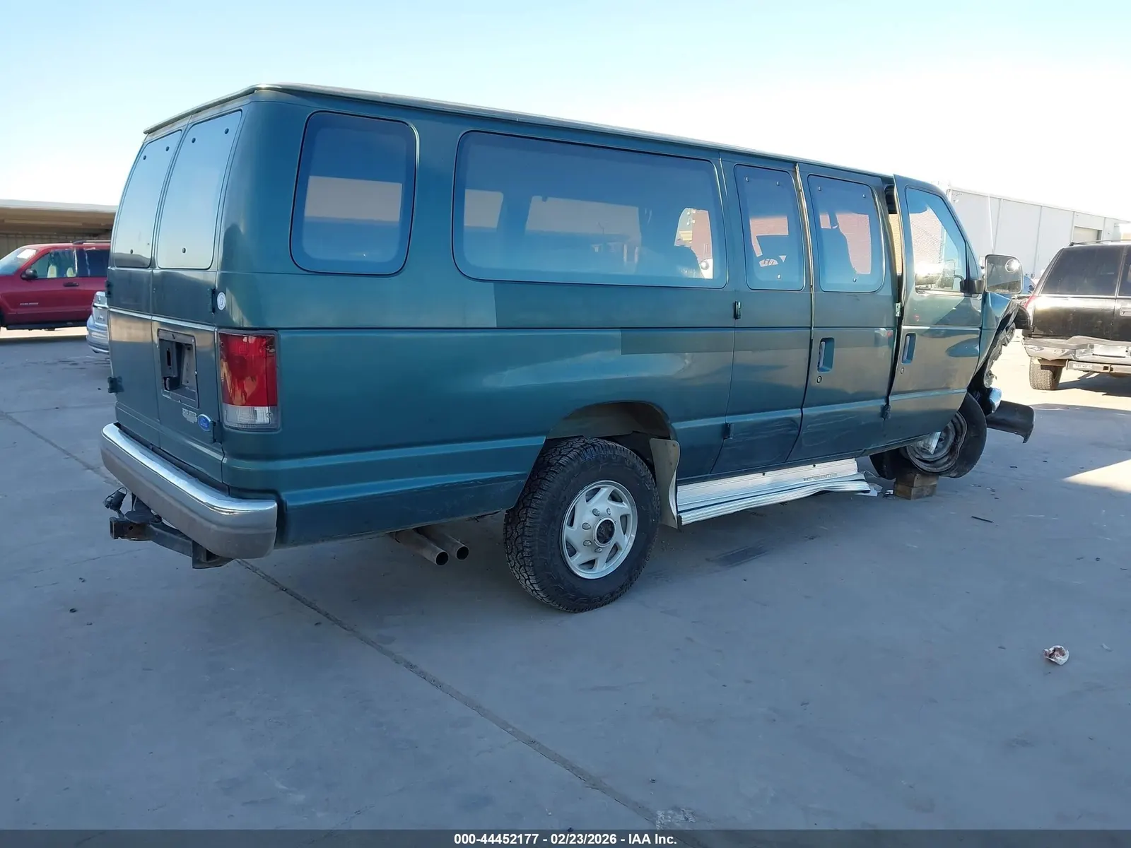 1995 Ford Club Wagon XL
