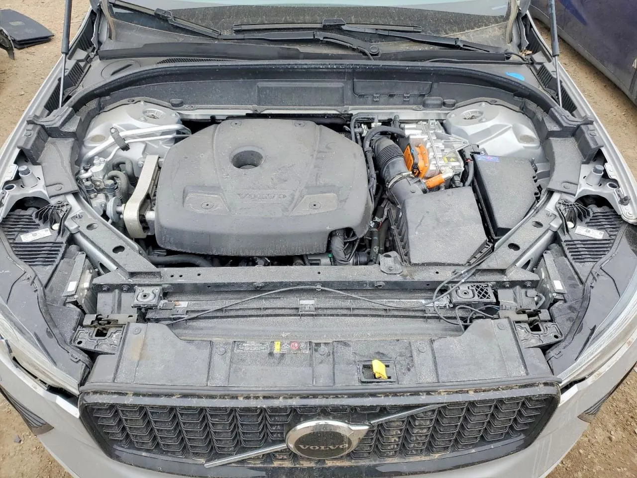 2025 Volvo XC60 Plug-In Hybrid Core