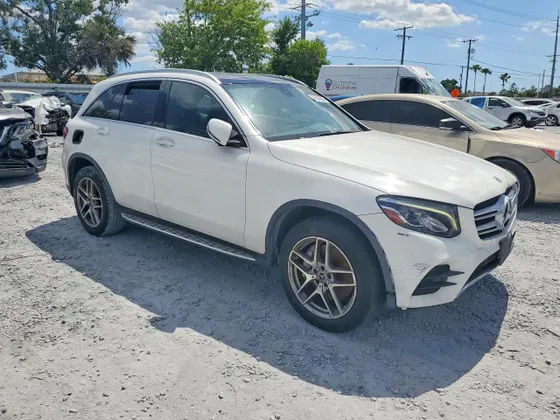 2019 Mercedes-Benz GLC GLC 300