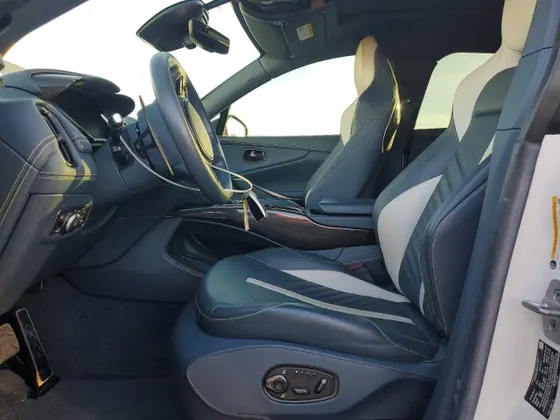 2024 Aston Martin DBX 707