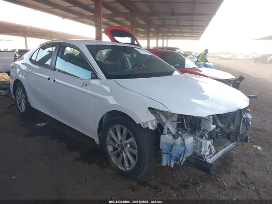 2021 Toyota Camry LE