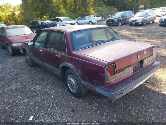 1990 Oldsmobile Delta 88 ROYALE
