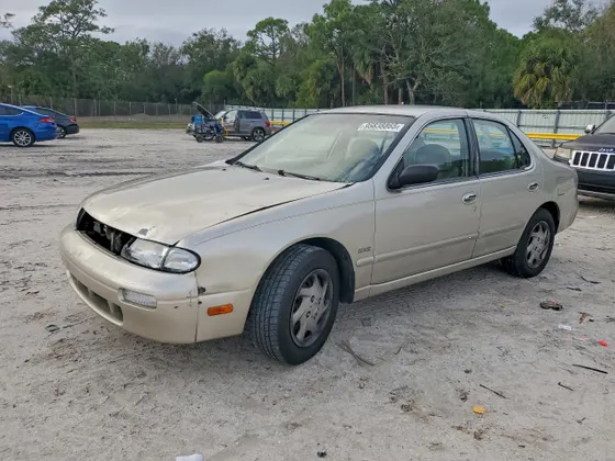 1994 Nissan Altima GLE