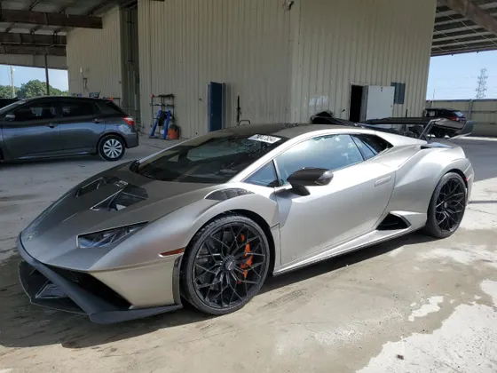 2023 Lamborghini Huracan STO STO