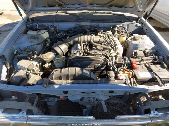 1987 Toyota CRESSIDA LUXURY