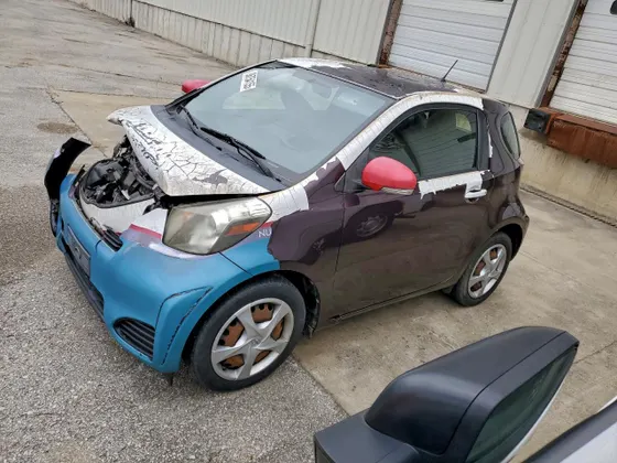 2014 Scion iQ 10 Series