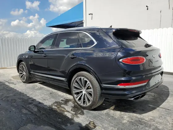 2023 Bentley Bentayga V8