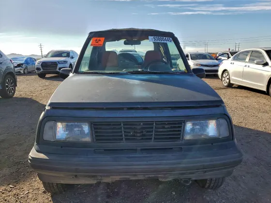 1993 Geo Tracker
