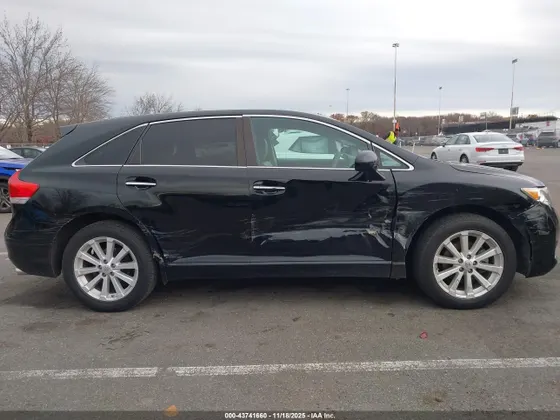 2012 Toyota Venza LE