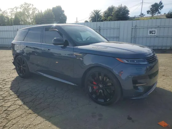 2025 Land Rover Range Rover Sport Dynamic SE