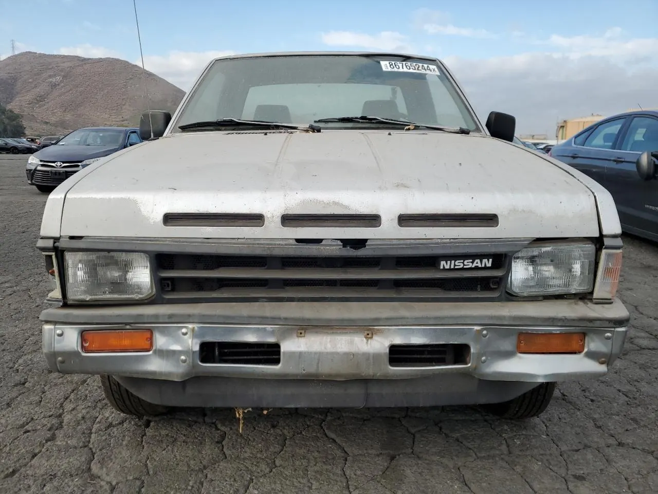1988 Nissan Hardbody King Cab 2WD KING CAB